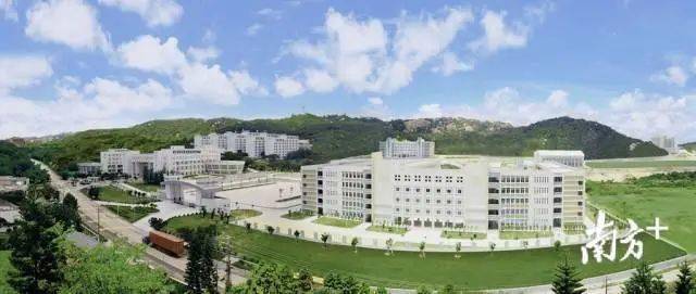 广东省公费学院，培养人才的摇篮