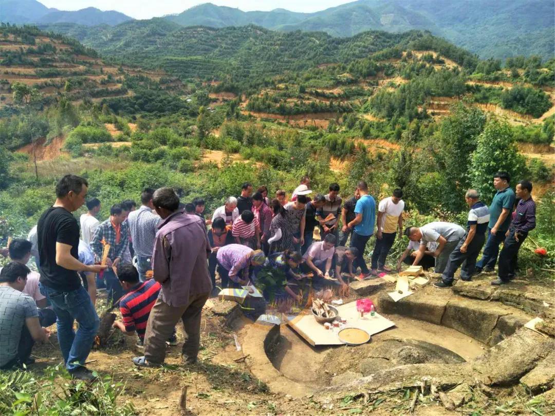 广东省的拜祭文化，传统习俗与现代传承